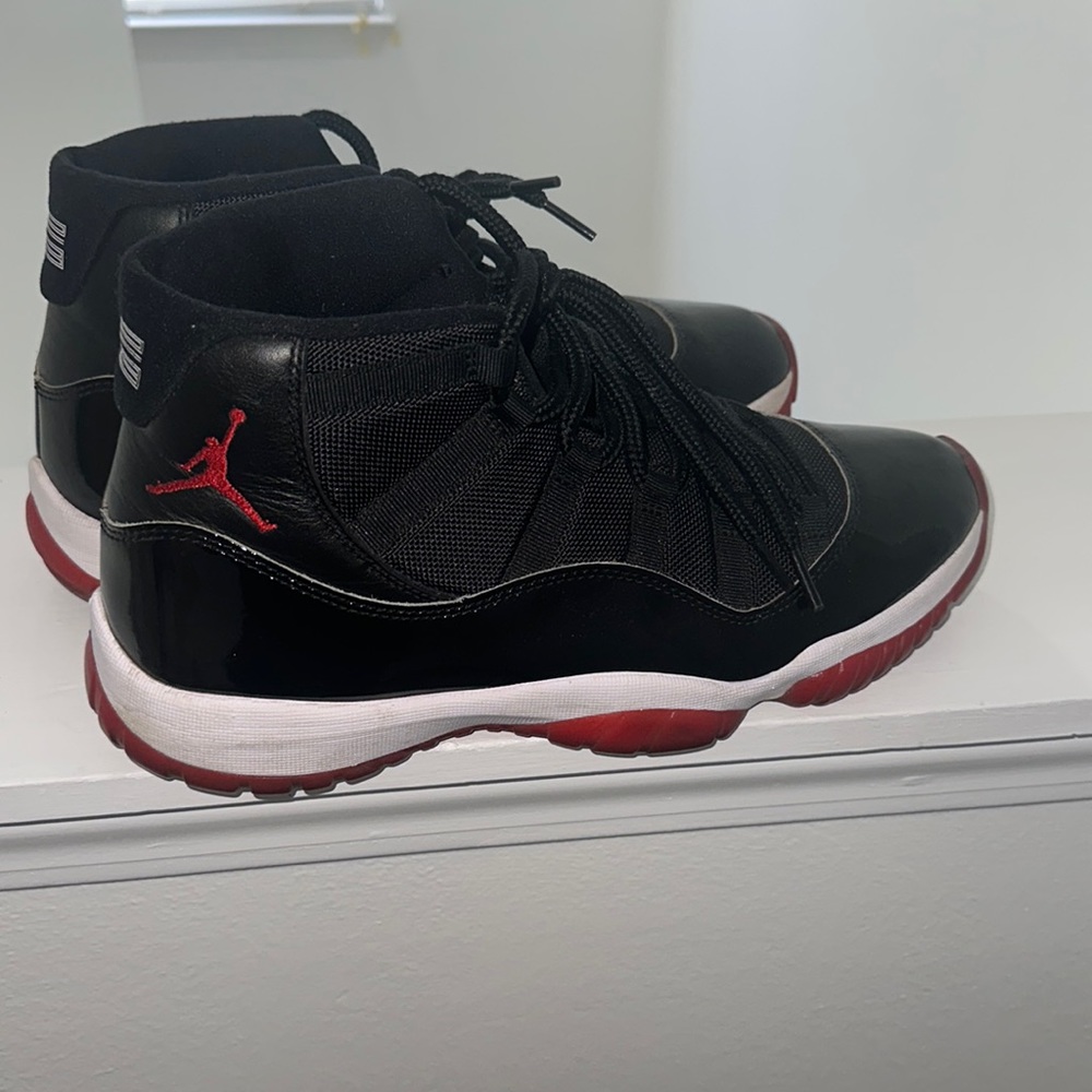 Jordan 11 Bred